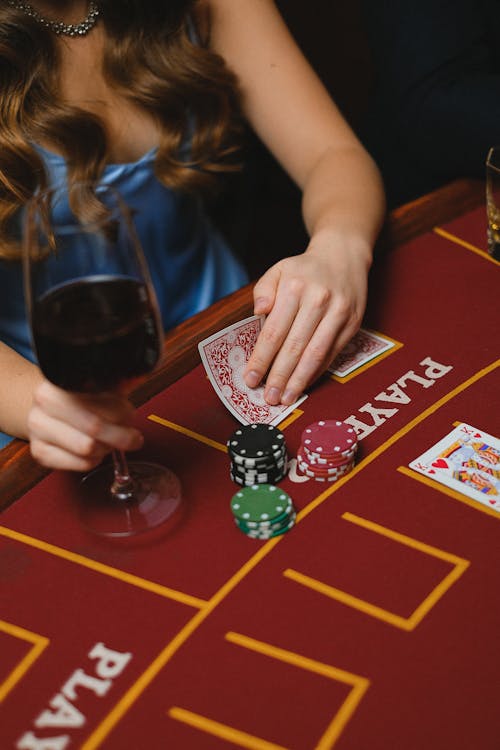 Sivusto Www Casinohuone Com - Suomalainen Kasinosivusto Ja Pelivalikoima