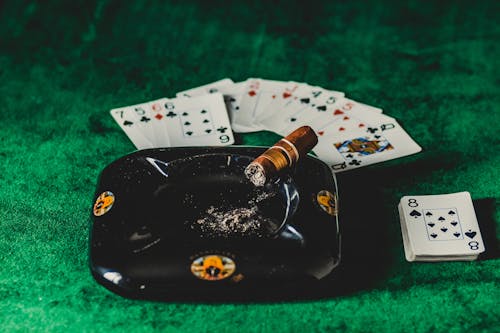 Casinohuone Live Chat: Parhaat Vinkit Ja Palvelut Suomalaisille Pelaajille