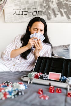 Casinohuone Pokeri: Opas Suomalaisten Pokerin Ja Kasinon Pelaamiseen