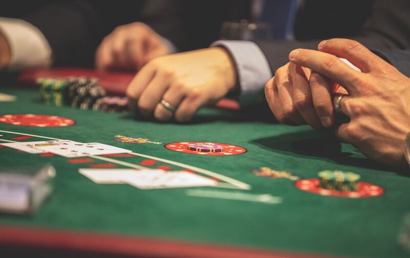 Sivusto Ja Palvelut: Casinohuone Fi