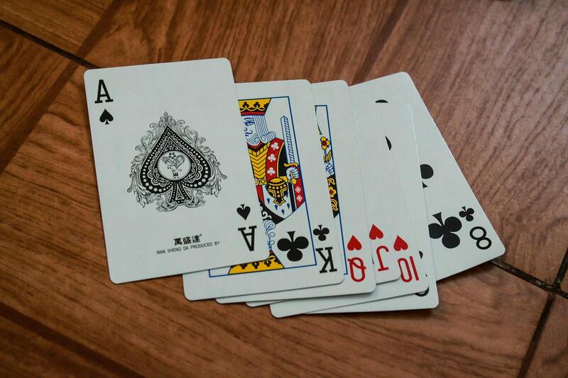 Casinohuone Live Chat: Parhaat Vinkit Ja Palvelut Suomalaisille Pelaajille