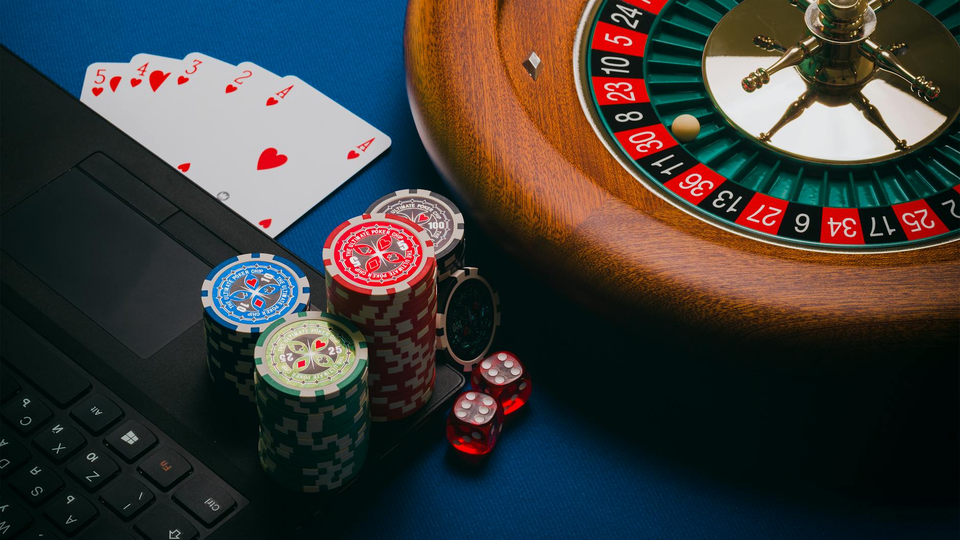 Casinohuone Netticasino: Parhaat Pelit, Bonukset Ja Kokemukset Suomalaispelaajille
