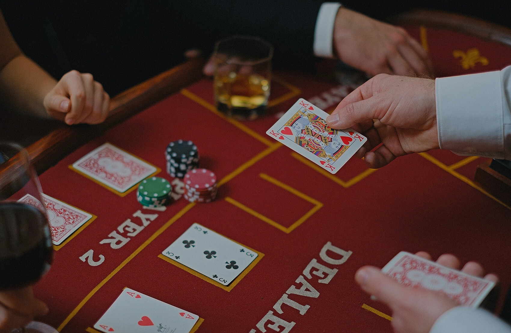 Casinohuone Bonus Kierrätys: Näin Hyödynnät Bonukset Ja Noudatat Vaatimuksia