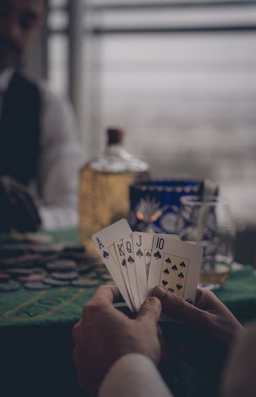 Casinohuone Kolikkopelit: Pelaaminen Ja Valikoima Suomalaisille